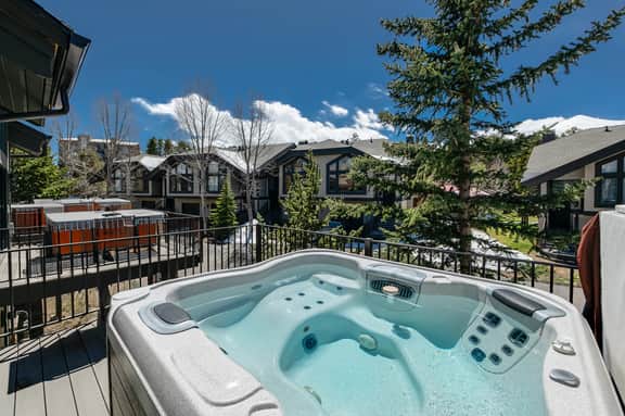 One Breckenridge Place Imperial 25 Townhome: Private Hot Tub w/ Mountain View - Image 4