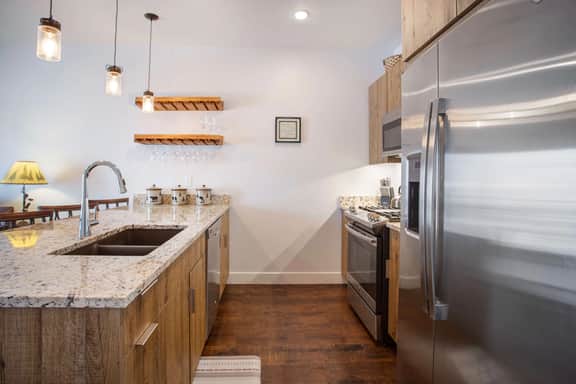 River West Buffalo Mountain Condo: On The Blue River - Image 5