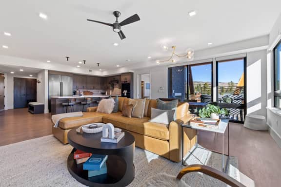 Frisco Flats Condo - Mountain Views, Private Hot Tub, Downtown! - Image 5