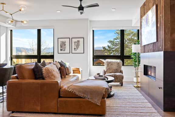 Frisco Flats Condo - Mountain Views, Private Hot Tub, Downtown! - Image 4