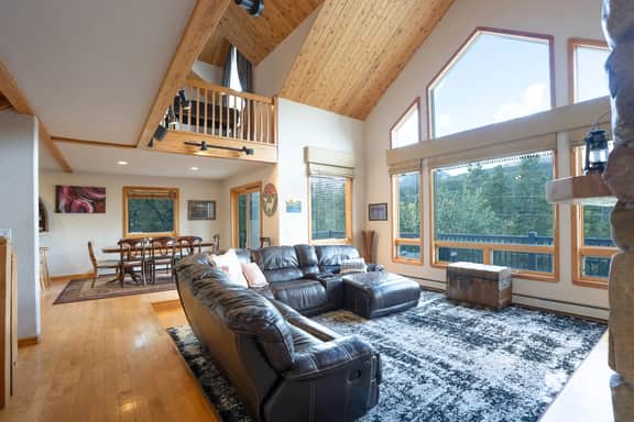 Quandary Views of Breckenridge: Scenic Views & Mountain Comfort - Image 5