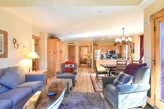 The Springs at River Run - Walk to Lifts, Pool & Hot Tubs - Image 3