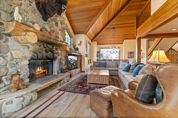Boulder Ridge Lodge: Huge Ski-In Home w/ 20 Beds - Image 5