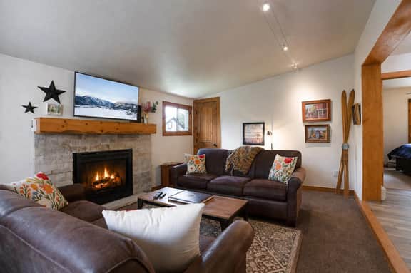 Urban Farmhouse on French Home: Hot Tub, Stroll to Main St - Image 3