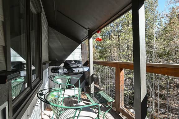 Windwood Bluebird Townhome - Walk to Town, Close to Everything! - Image 5
