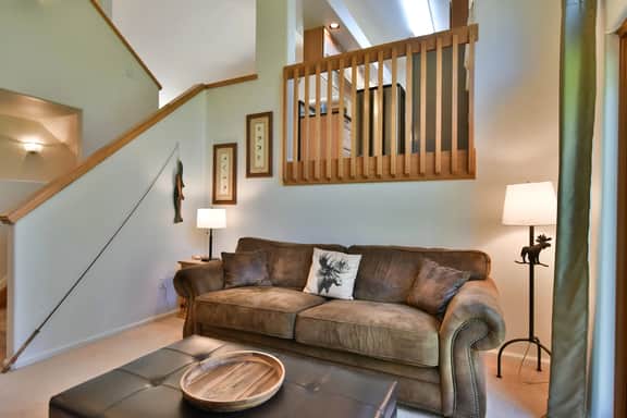 Park Forest Deer Trail Townhome: Hot Tub, On Shuttle Route - Image 2