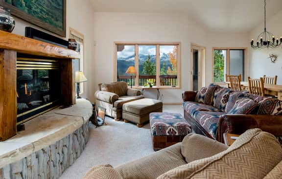 Mountainscape Long Stay Townhome: 30+ Day Rental w/ Breathtaking Views - Image 2