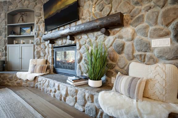 Dyer Trail Long Stay: Spacious Home w/ Mountain Views - Image 3