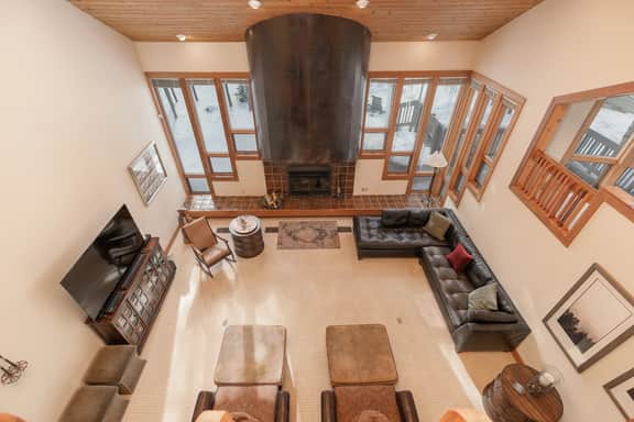 Grand Antler Lodge: Spacious, Updated, Sleeps 16 - Image 5