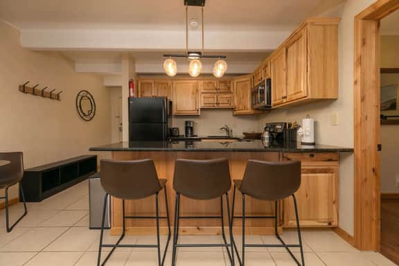Lodge at Lake Dillon Condo: Great Year-Round Location - Image 5